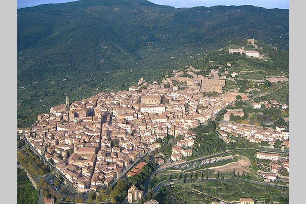 Tuscan Charme Of Cottage Roccaio Countryside Cortona Castiglion Fiorentino Exterior foto